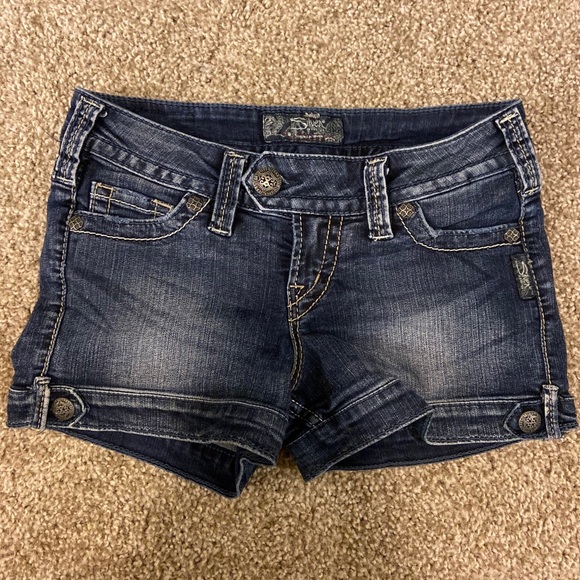 Jean shorts - Picture 1 of 3